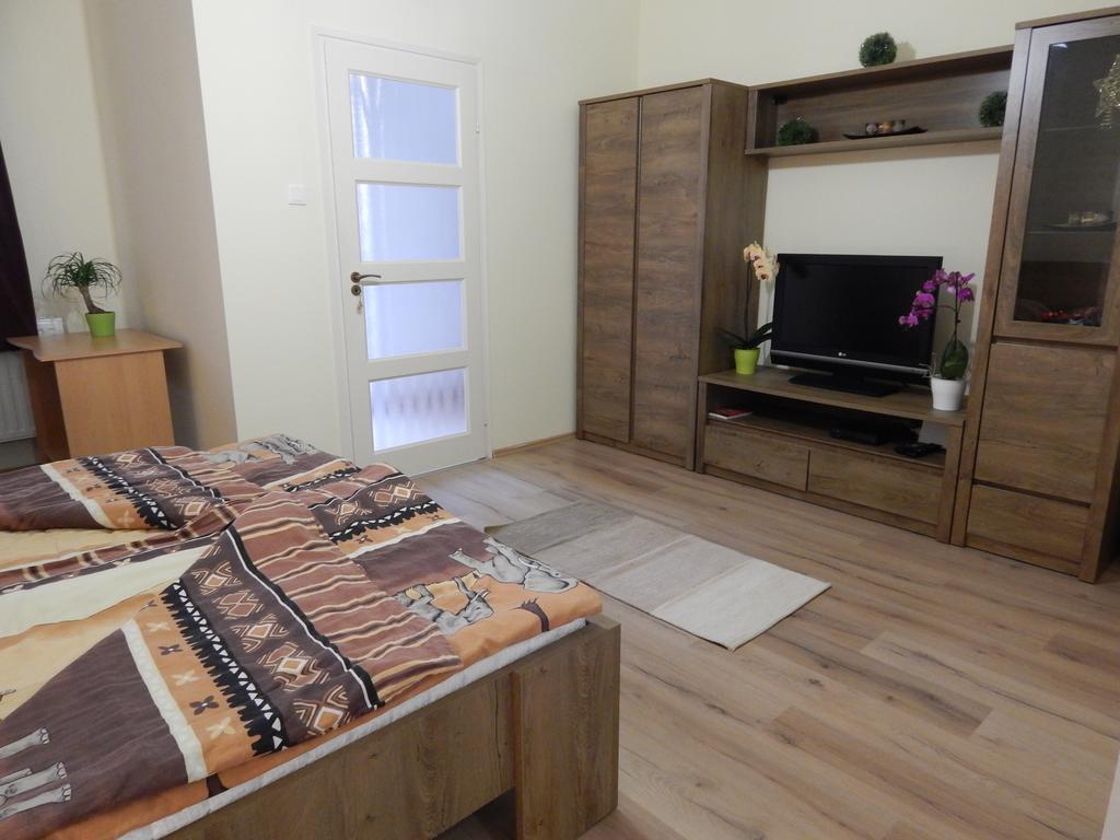 Csillagvirag Apartman Apartment Mosonmagyaróvár Екстериор снимка